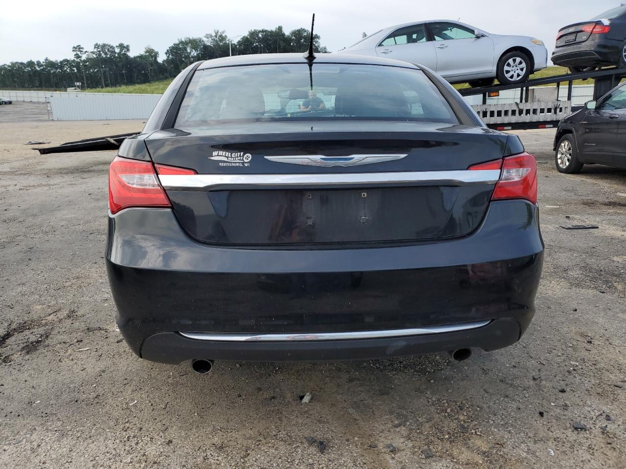 2013 Chrysler 200 Limited VIN: 1C3CCBCG1DN723894 Lot: 62396494