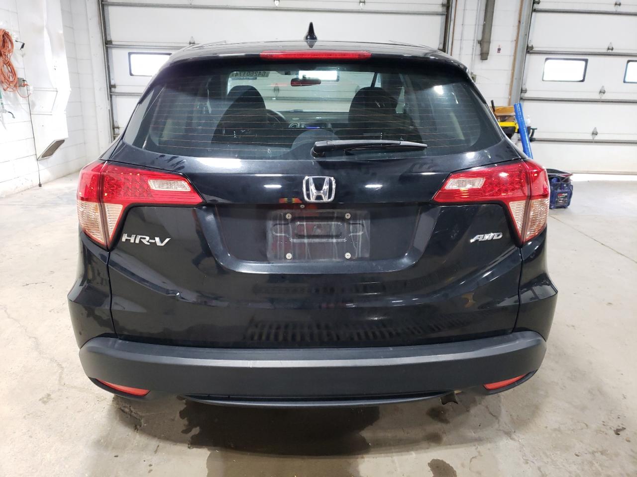 2016 Honda Hr-V Lx VIN: 3CZRU6H31GM758430 Lot: 64260174