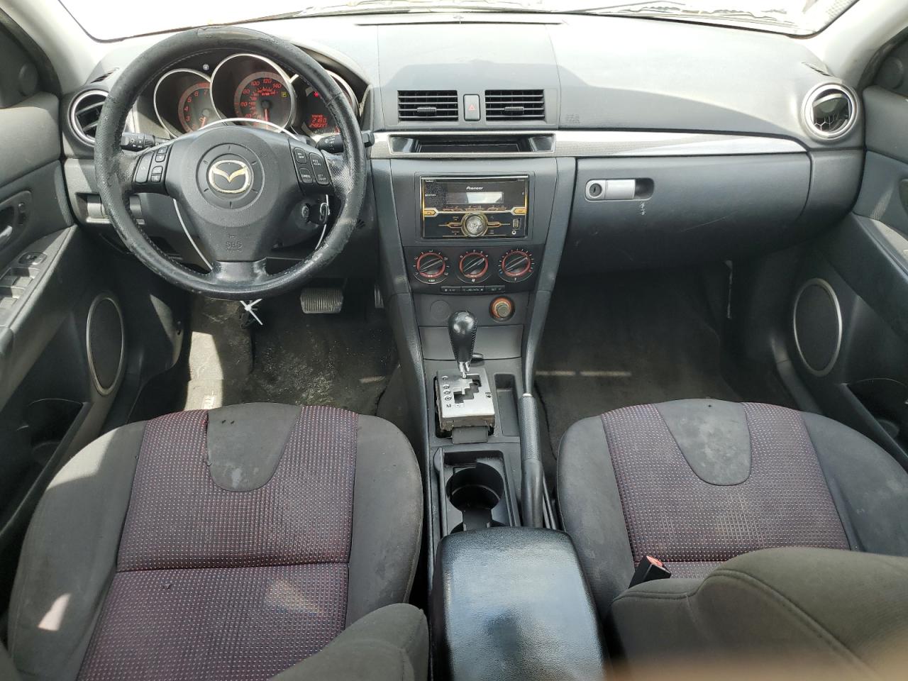 2004 Mazda 3 S VIN: JM1BK123441188909 Lot: 64315324