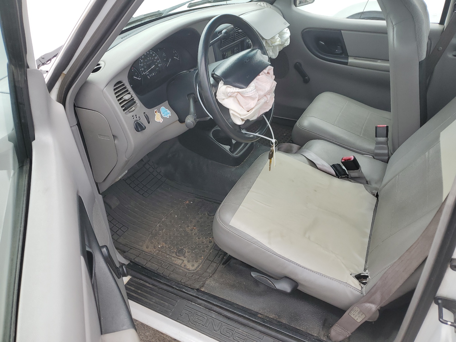 1FTYR10C8WUC44358 1998 Ford Ranger