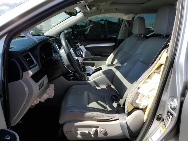  TOYOTA HIGHLANDER 2015 Srebrny