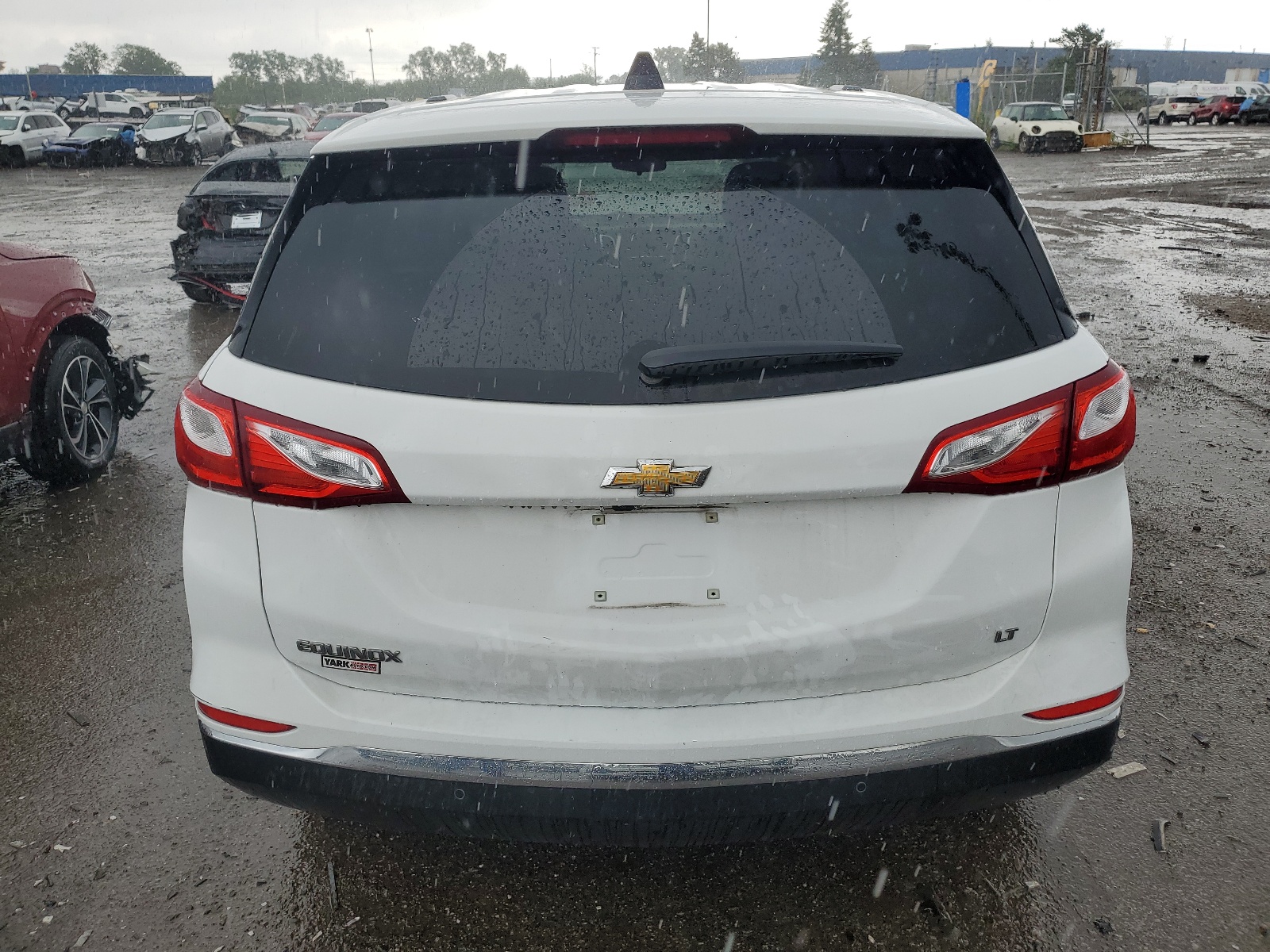 2GNAXJEV6J6273230 2018 Chevrolet Equinox Lt
