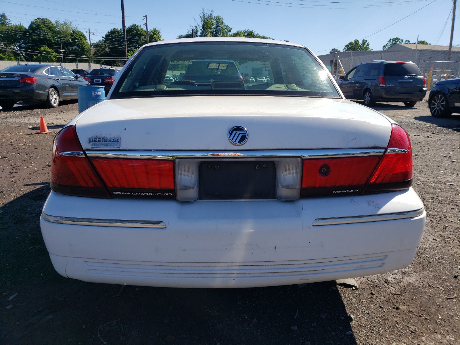 2MEFM74W42X602165 2002 Mercury Grand Marquis Gs