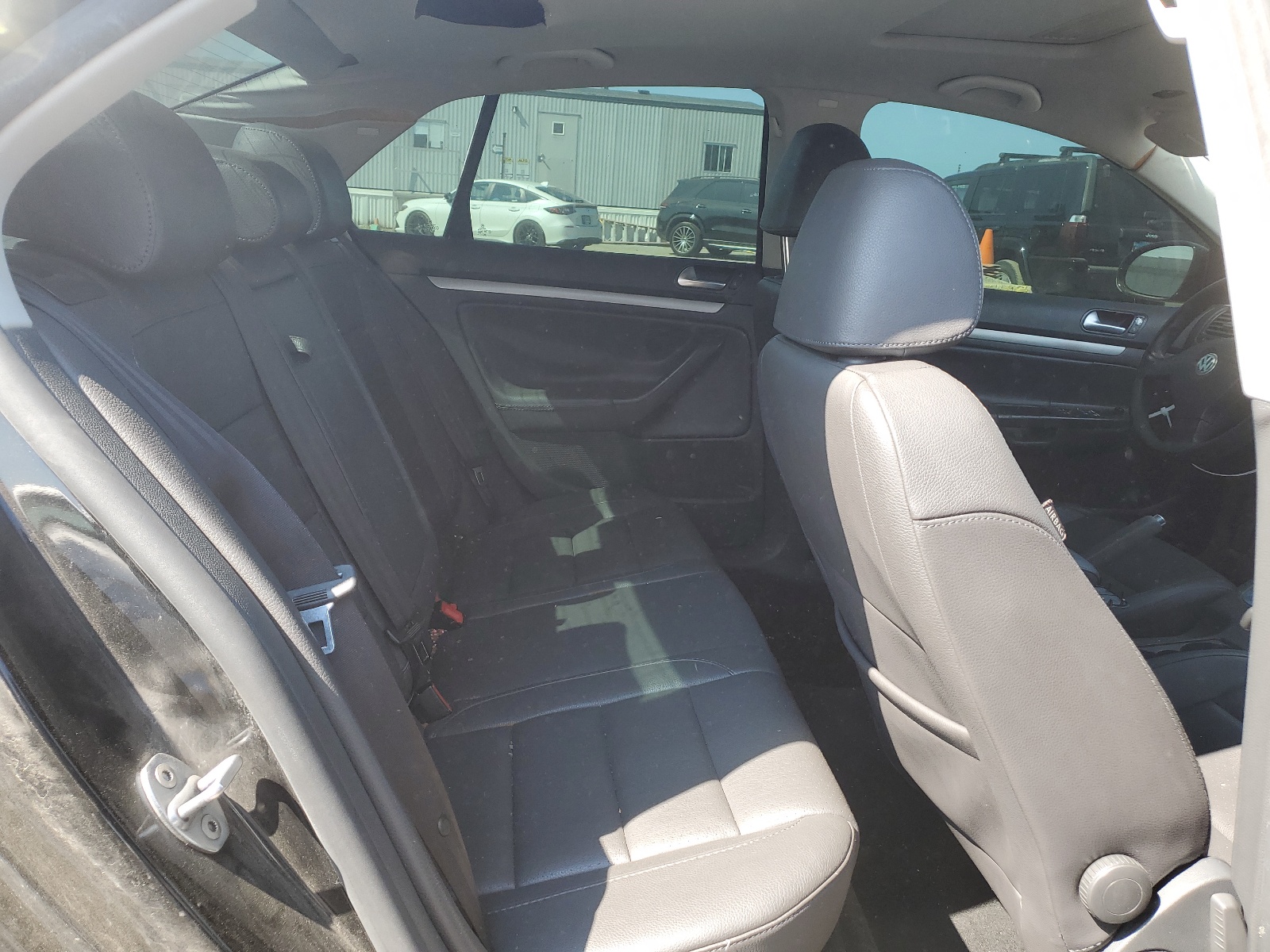 3VWSF71K77M007211 2007 Volkswagen Jetta 2.5 Option Package 1