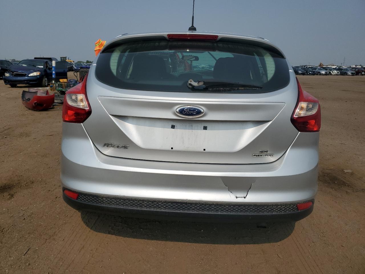 1FADP3K26EL110334 2014 Ford Focus Se