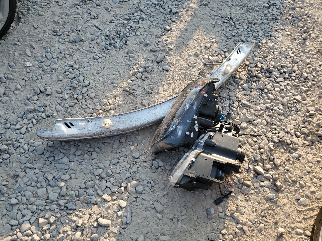 2004 BMW 325 I VIN: WBAET37494NJ95206 Lot: 64182074