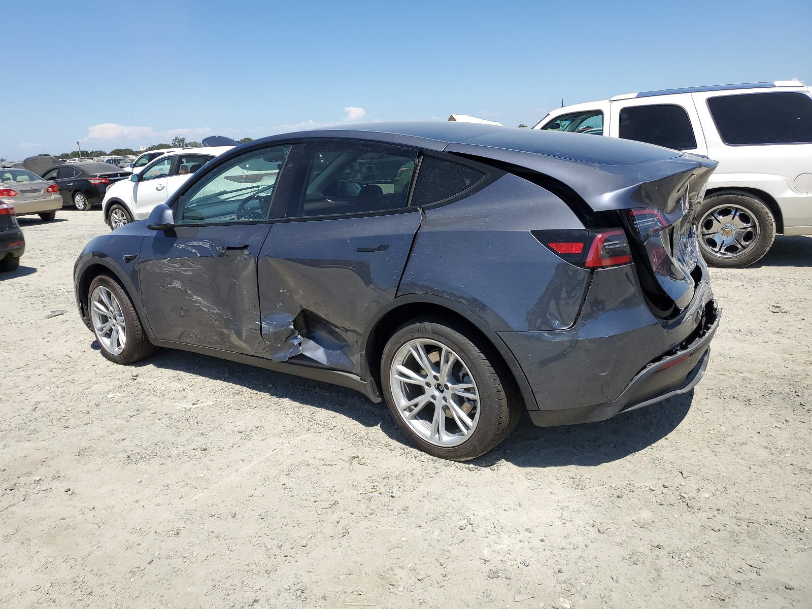 7SAYGDEE7PF850622 2023 Tesla Model Y