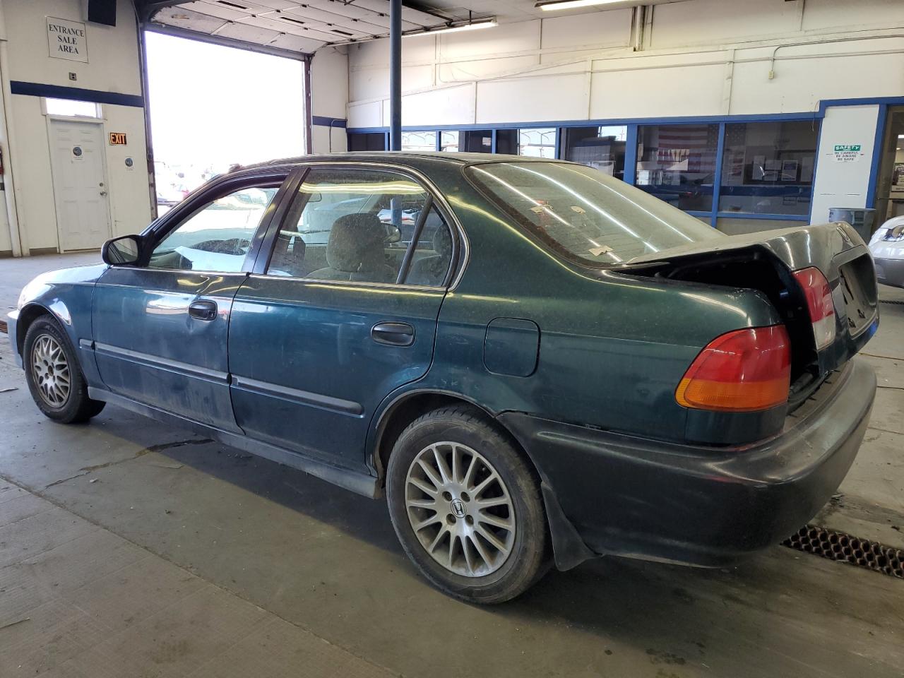 1998 Honda Civic Lx VIN: 1HGEJ6671WL051137 Lot: 63256594