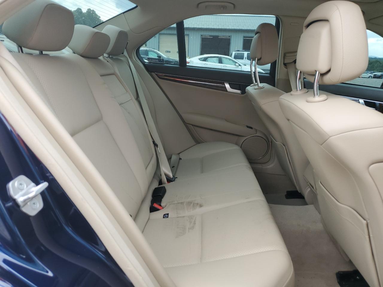 2012 Mercedes-Benz C 300 4Matic VIN: WDDGF8BBXCR207320 Lot: 64994674