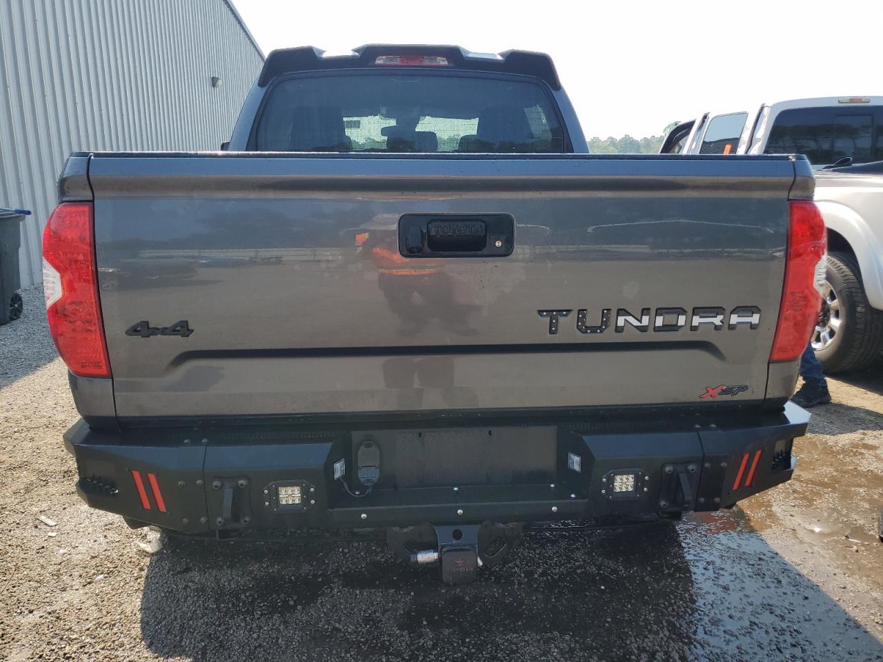 5TFDW5F19KX819452 2019 Toyota Tundra Crewmax Sr5