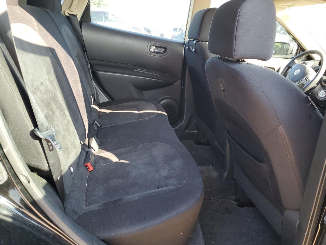 2010 Nissan Rogue S VIN: JN8AS5MT8AW015204 Lot: 61265384