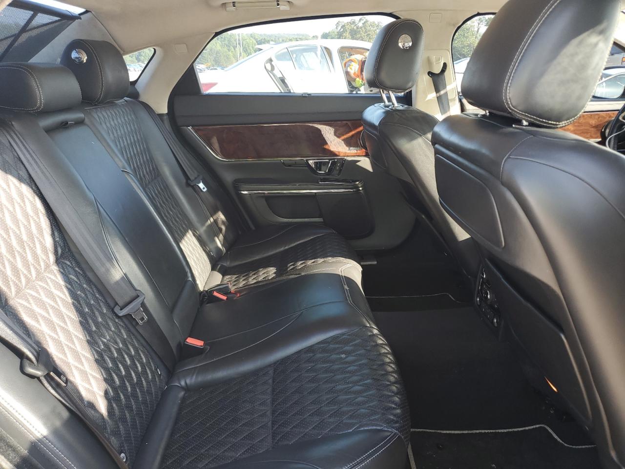 2016 Jaguar Xjl Portfolio VIN: SAJWA2G79G8W01300 Lot: 61296494