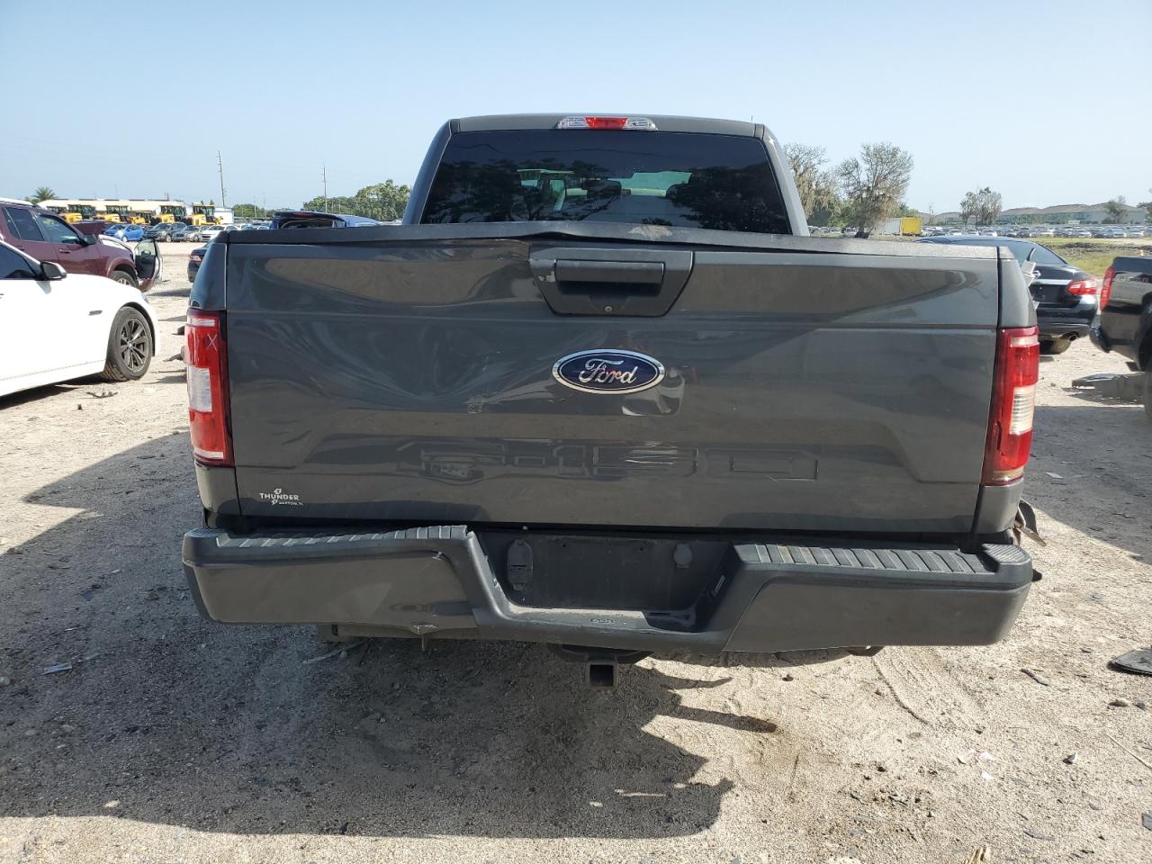 2018 Ford F150 Super Cab VIN: 1FTEX1CB2JFE39266 Lot: 63779624