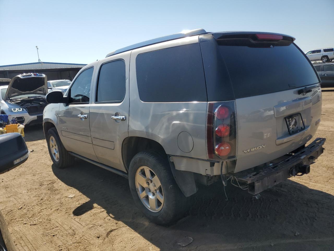 1GKFK63817J262885 2007 GMC Yukon Denali