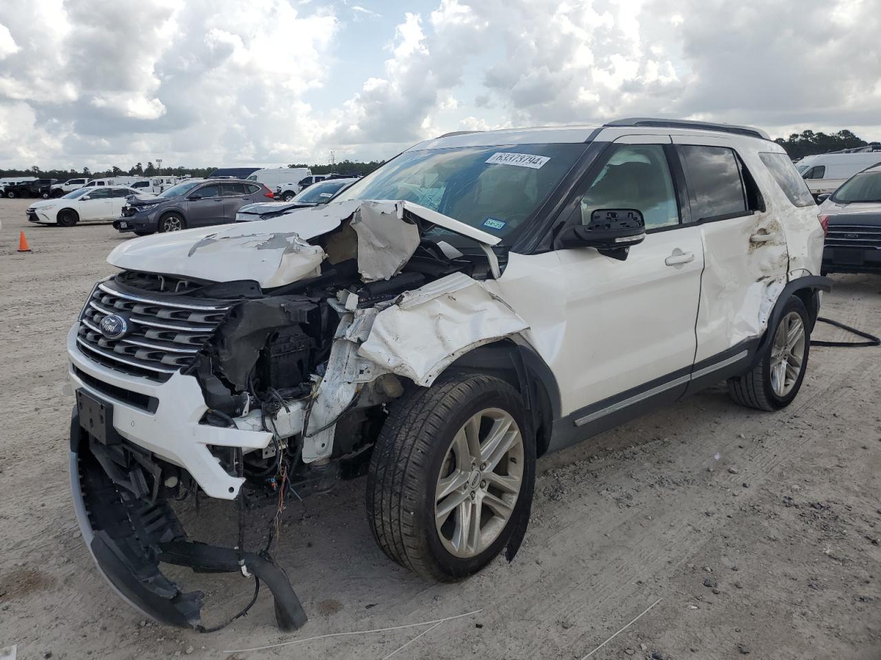 1FM5K8D84GGC54208 2016 FORD EXPLORER - Image 1