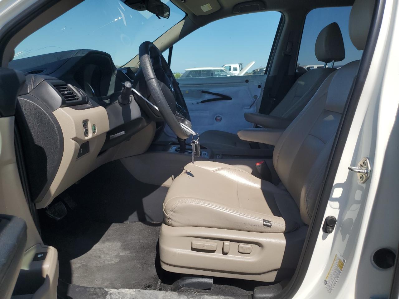 5FNYF6H35KB084582 2019 Honda Pilot Ex