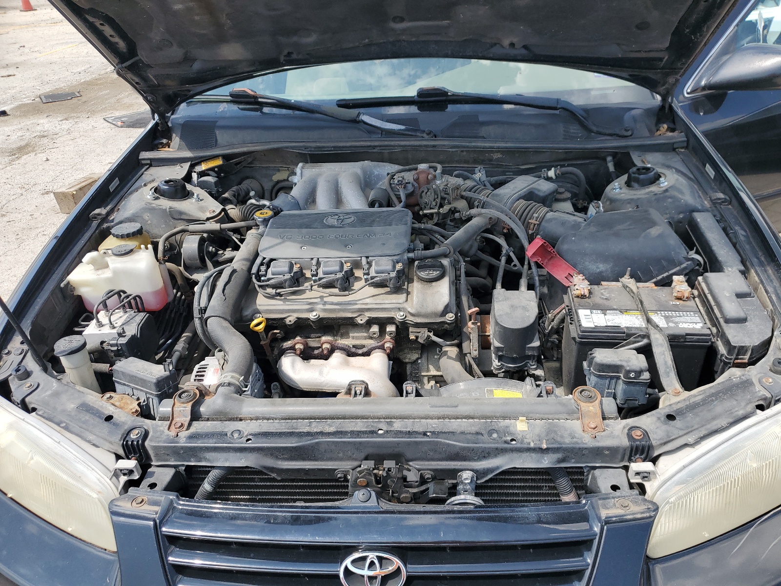 4T1BF22K3XU090518 1999 Toyota Camry Le