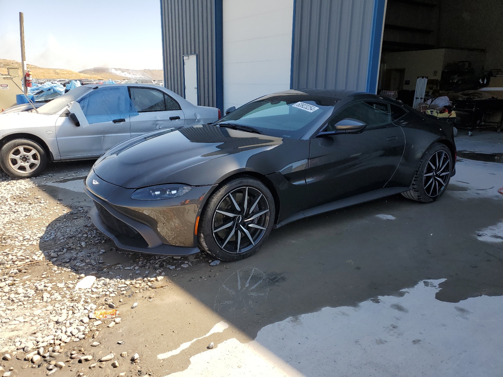 2020 Aston Martin Vantage vin: SCFSMGAW6LGN03442