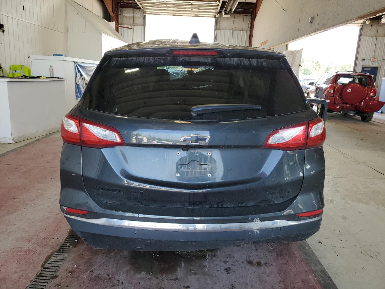 3GNAXUEV5KL168824 2019 Chevrolet Equinox Lt