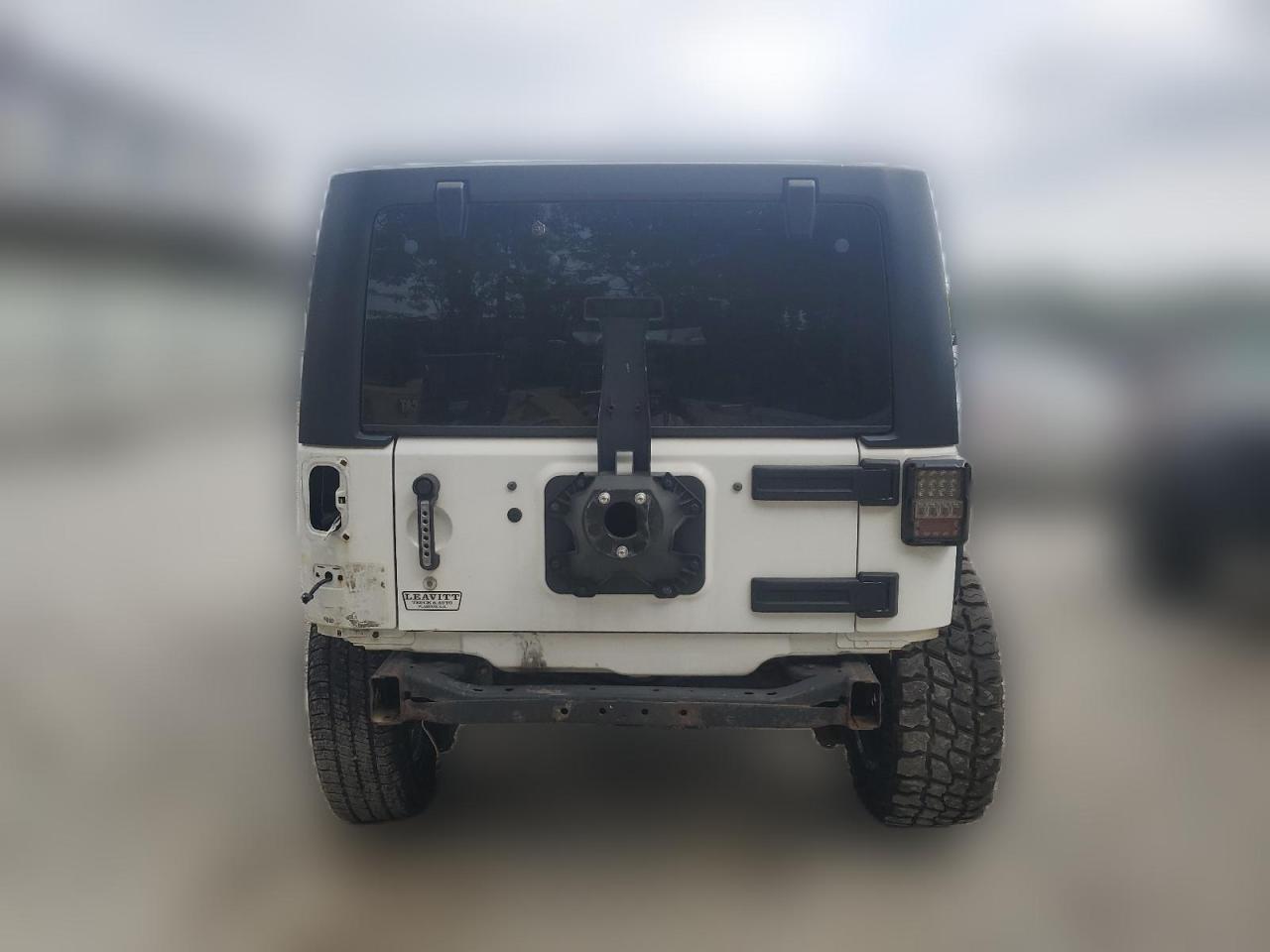 2013 Jeep Wrangler Unlimited Sport VIN: 1C4BJWDG2DL693819 Lot: 63970574