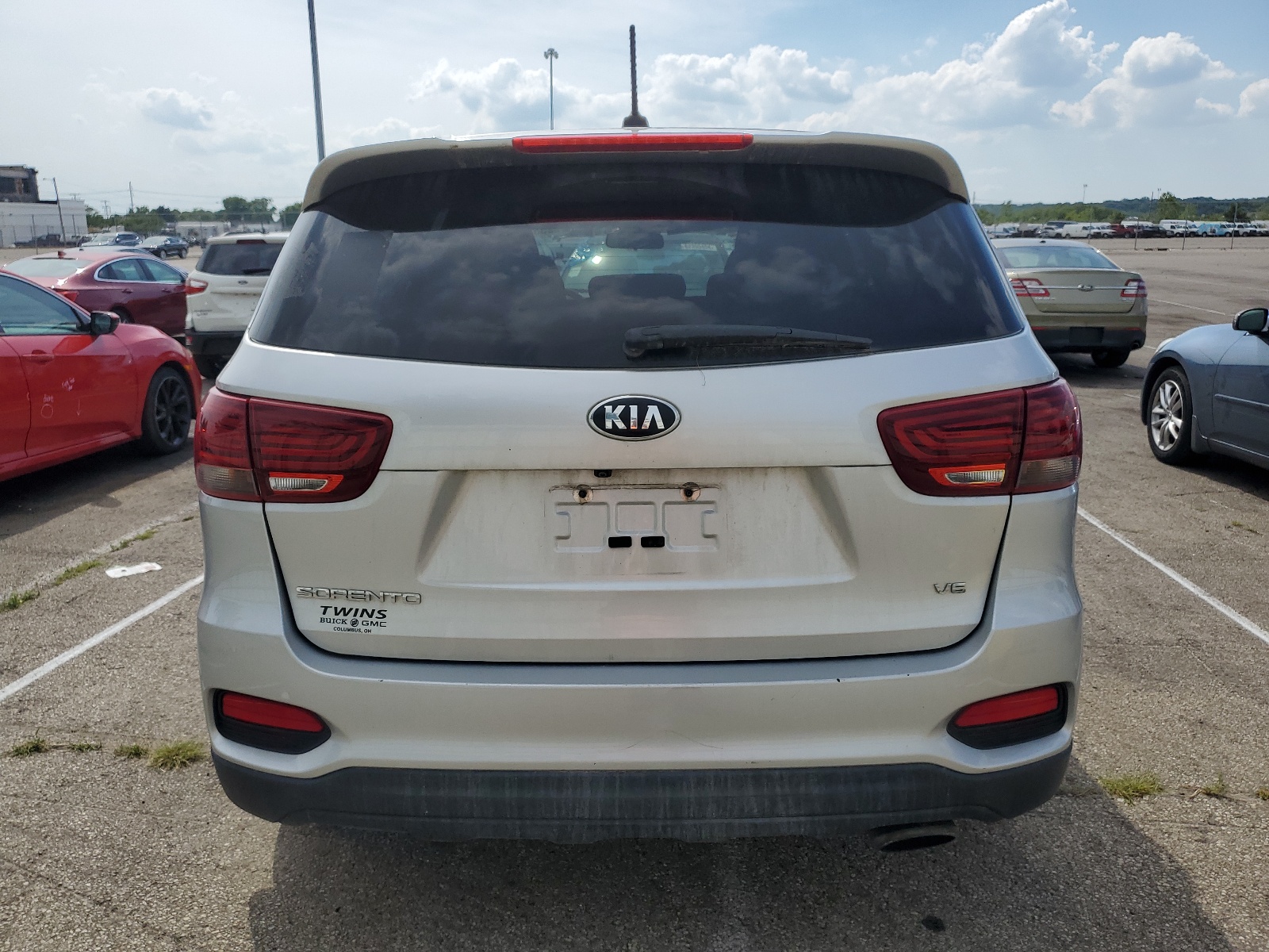 2019 Kia Sorento Lx vin: 5XYPGDA5XKG493274