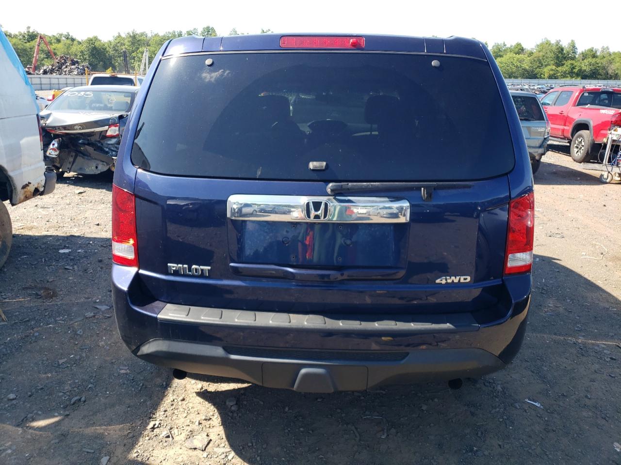 5FNYF4H27FB037507 2015 Honda Pilot Lx