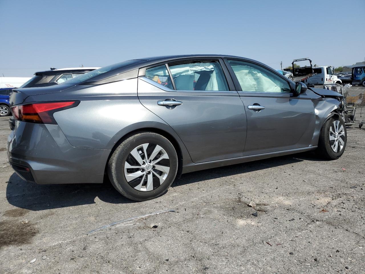 1N4BL4BV5PN389883 Nissan Altima S 3