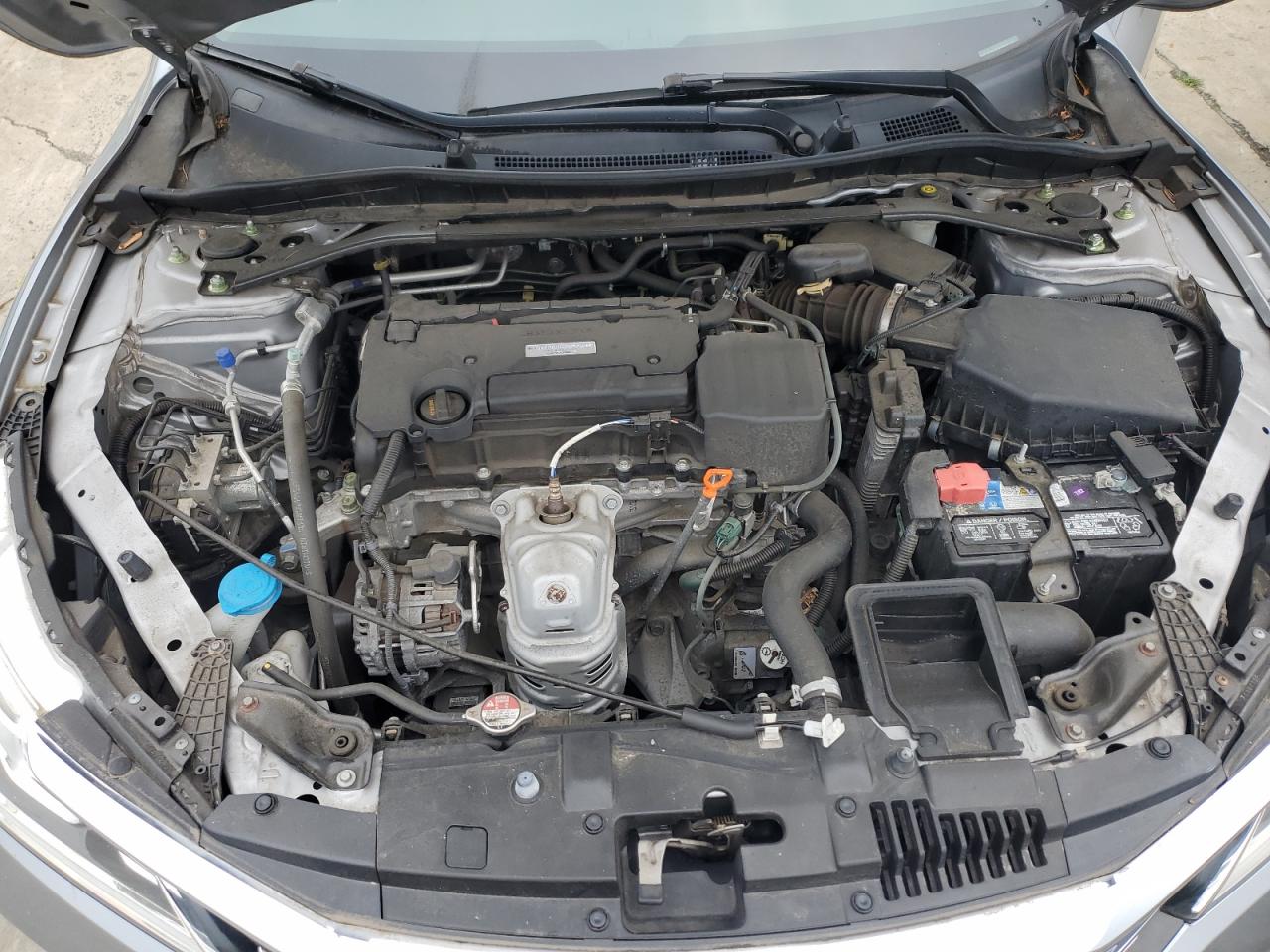 1HGCR2F82HA206052 2017 Honda Accord Exl