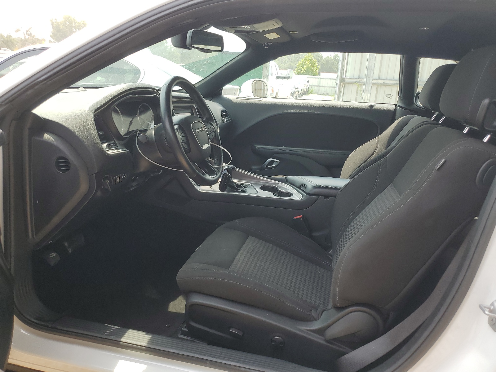 2C3CDZAG8NH249557 2022 Dodge Challenger Sxt