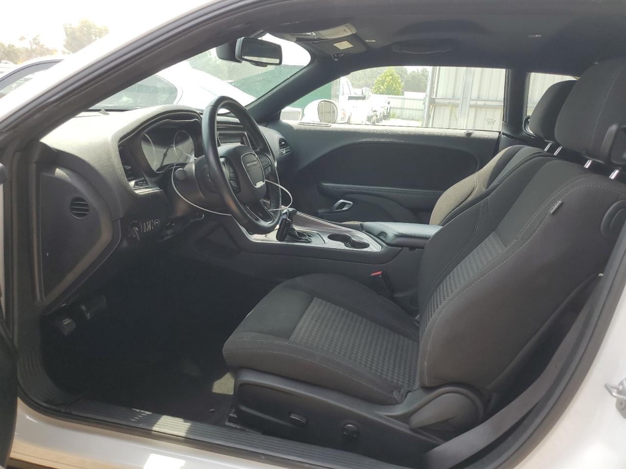 2022 Dodge Challenger Sxt VIN: 2C3CDZAG8NH249557 Lot: 64074984