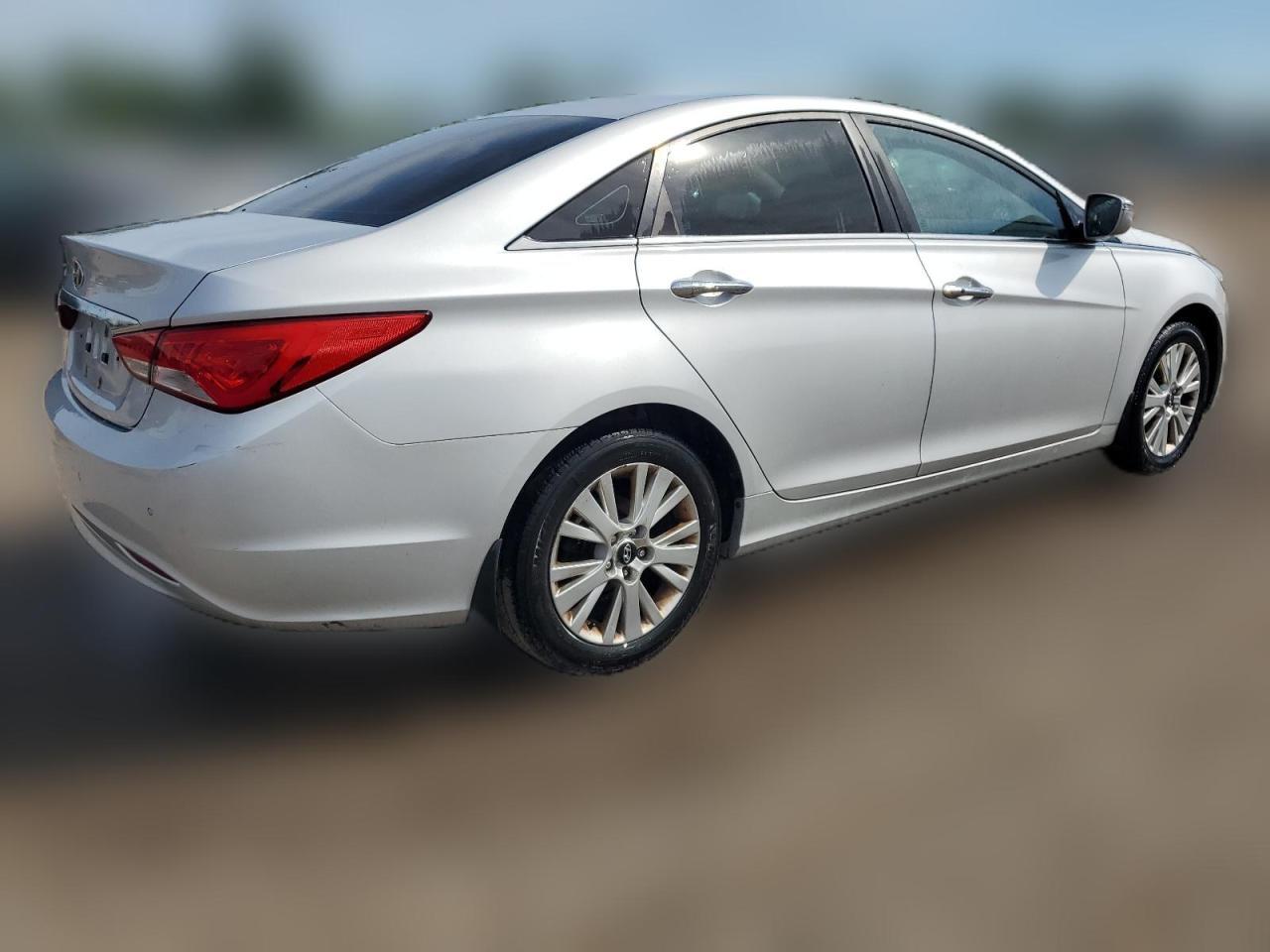 2015 Hyundai Sonata VIN: KMHEC41CBEA668251 Lot: 61145544