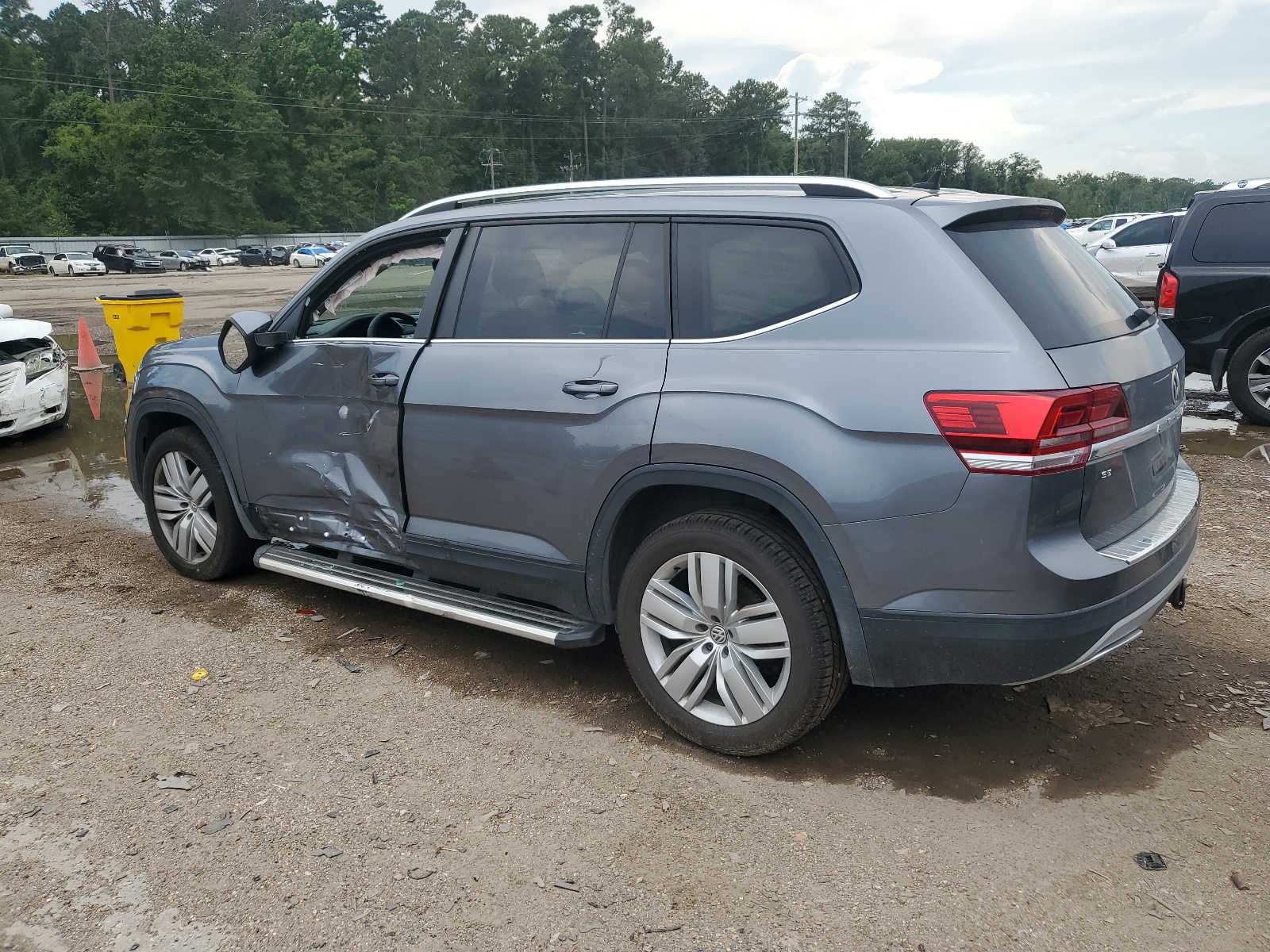 2019 Volkswagen Atlas Se vin: 1V2WR2CA5KC540573