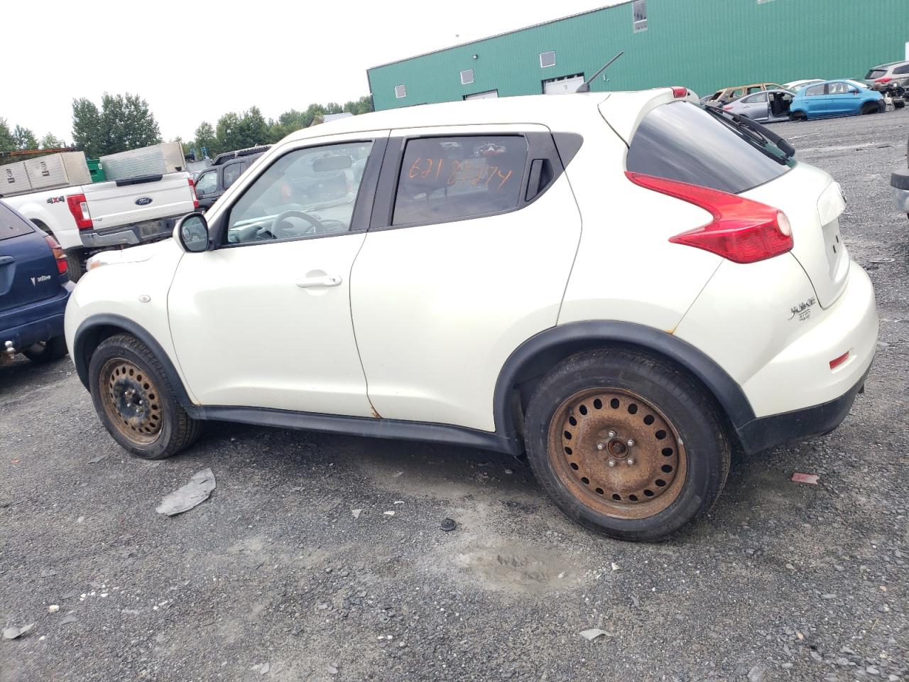 2011 Nissan Juke - Image 2