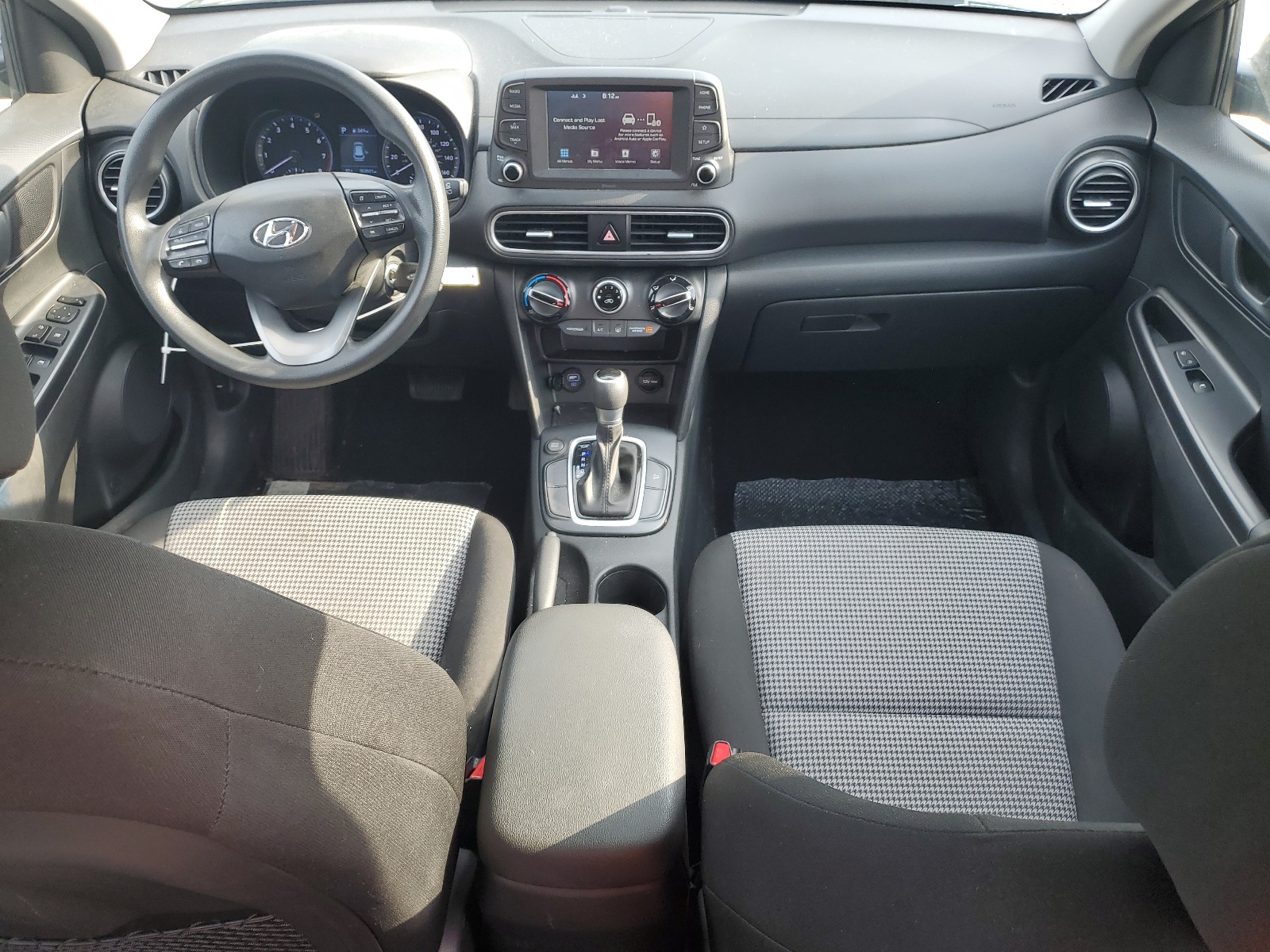 KM8K12AA0MU668433 2021 Hyundai Kona Se