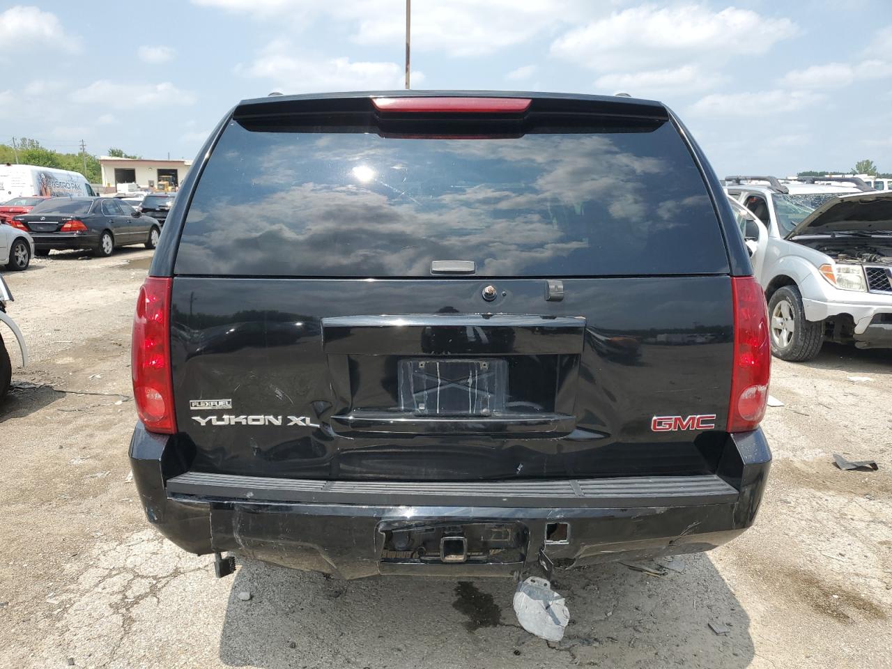 2007 GMC Yukon Xl K1500 VIN: 1GKFK16317J209106 Lot: 64674574