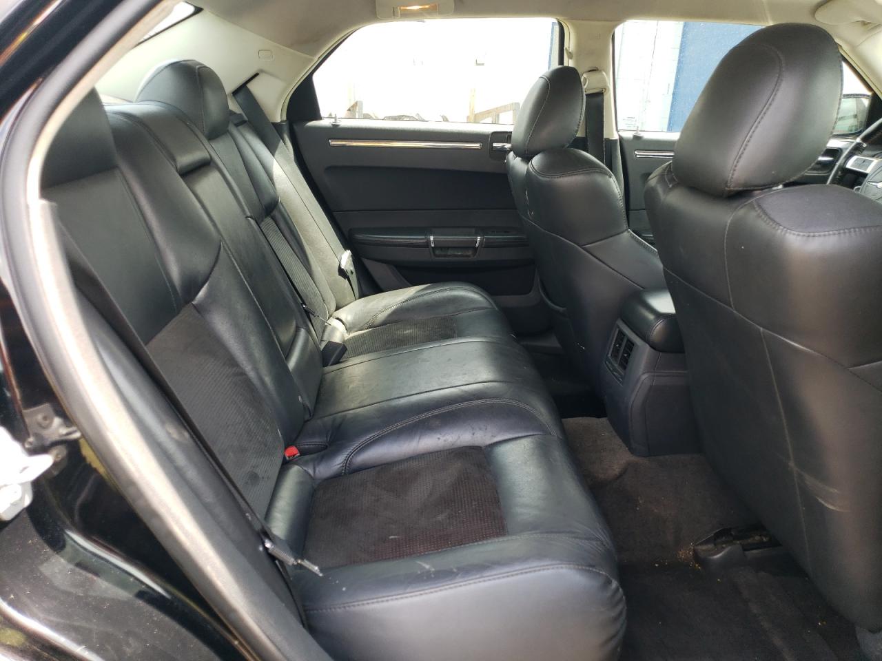 2010 Chrysler 300 S VIN: 2C3CA9CT6AH266161 Lot: 65332484