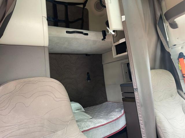 4V4NC9EHXGN956457 2016 Volvo Vn Vnl