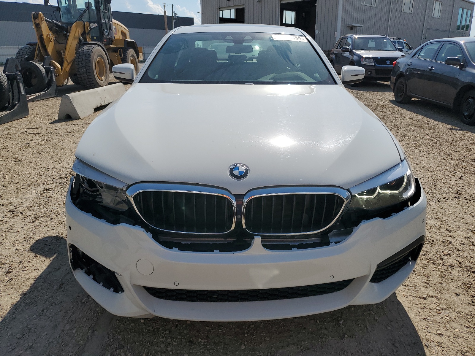 WBAJA7C52JG908814 2018 BMW 530 Xi