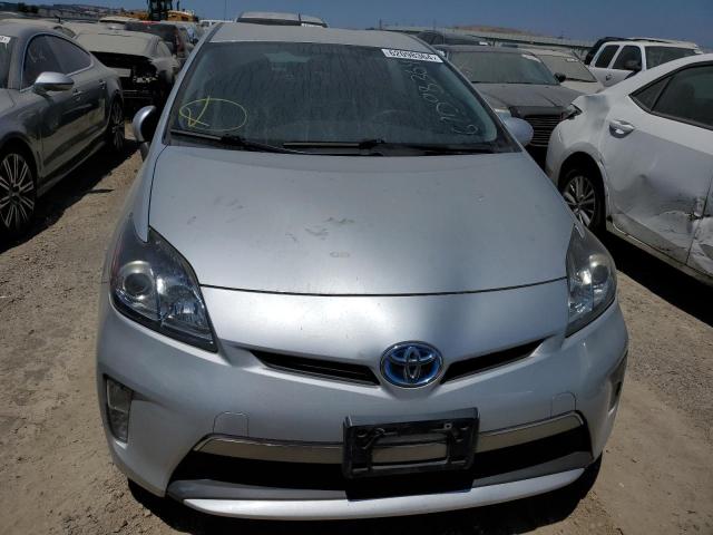  TOYOTA PRIUS 2014 Серебристый