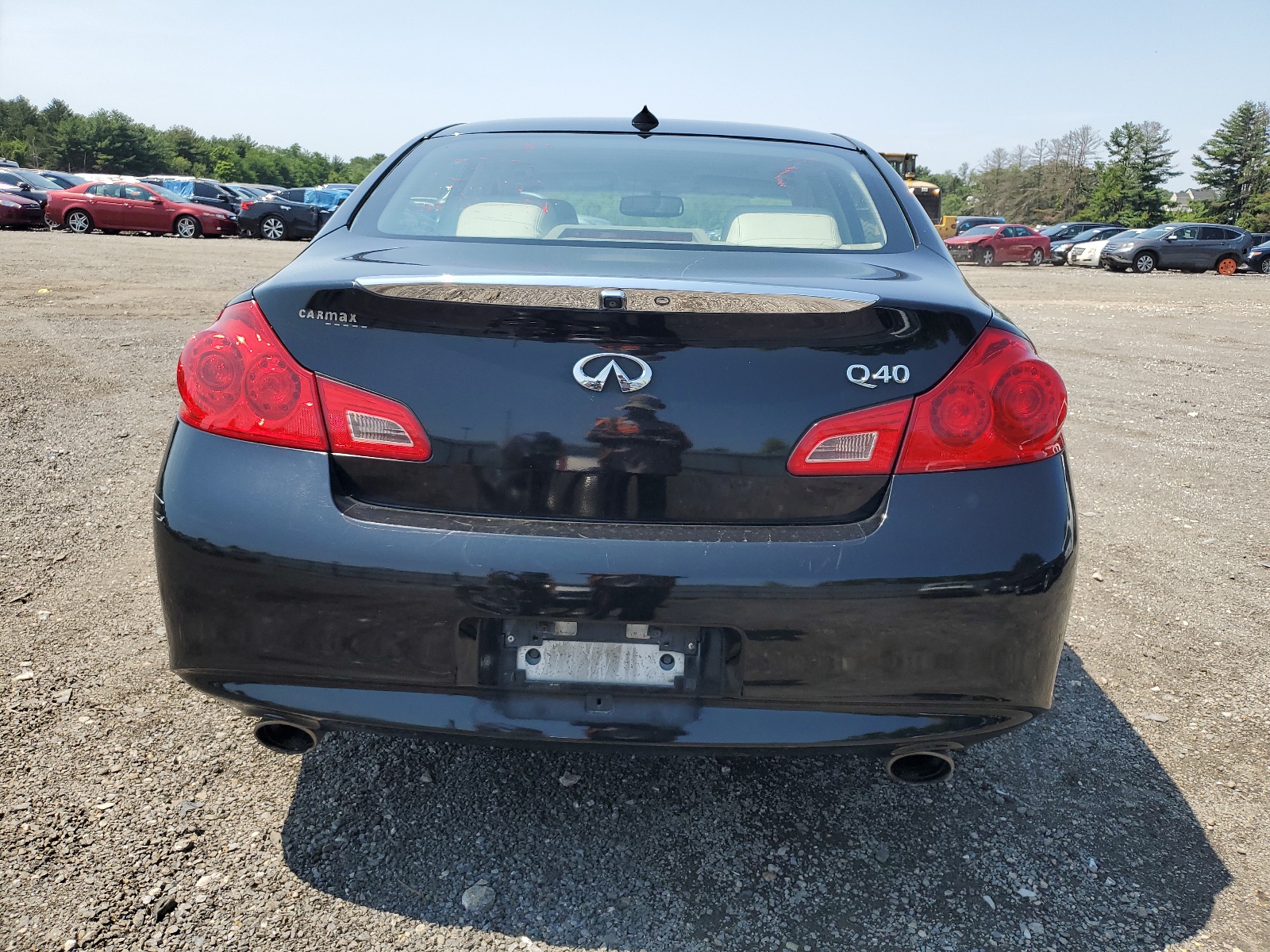 JN1CV6AR7FM522689 2015 Infiniti Q40