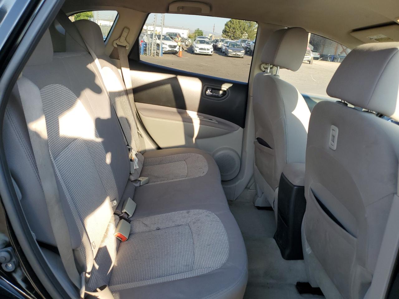 2012 Nissan Rogue - Image 11