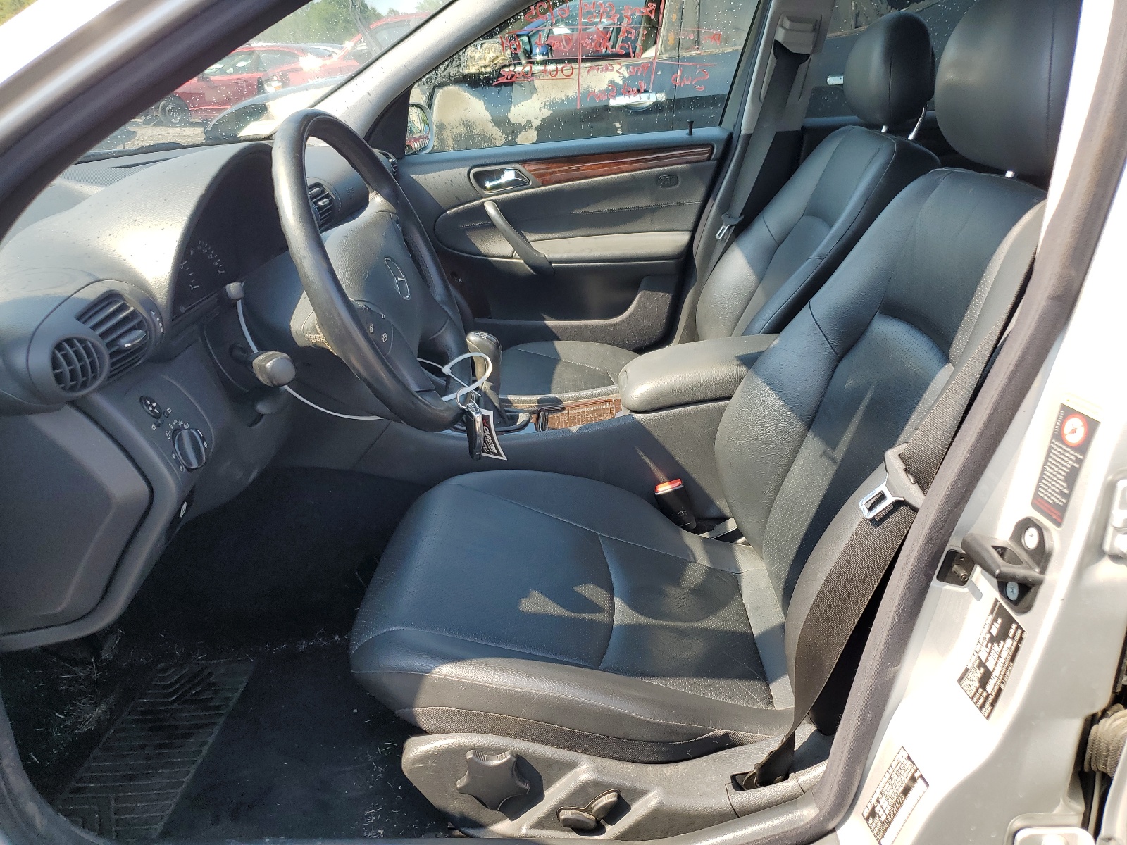 WDBRF61J62F274723 2002 Mercedes-Benz C 240