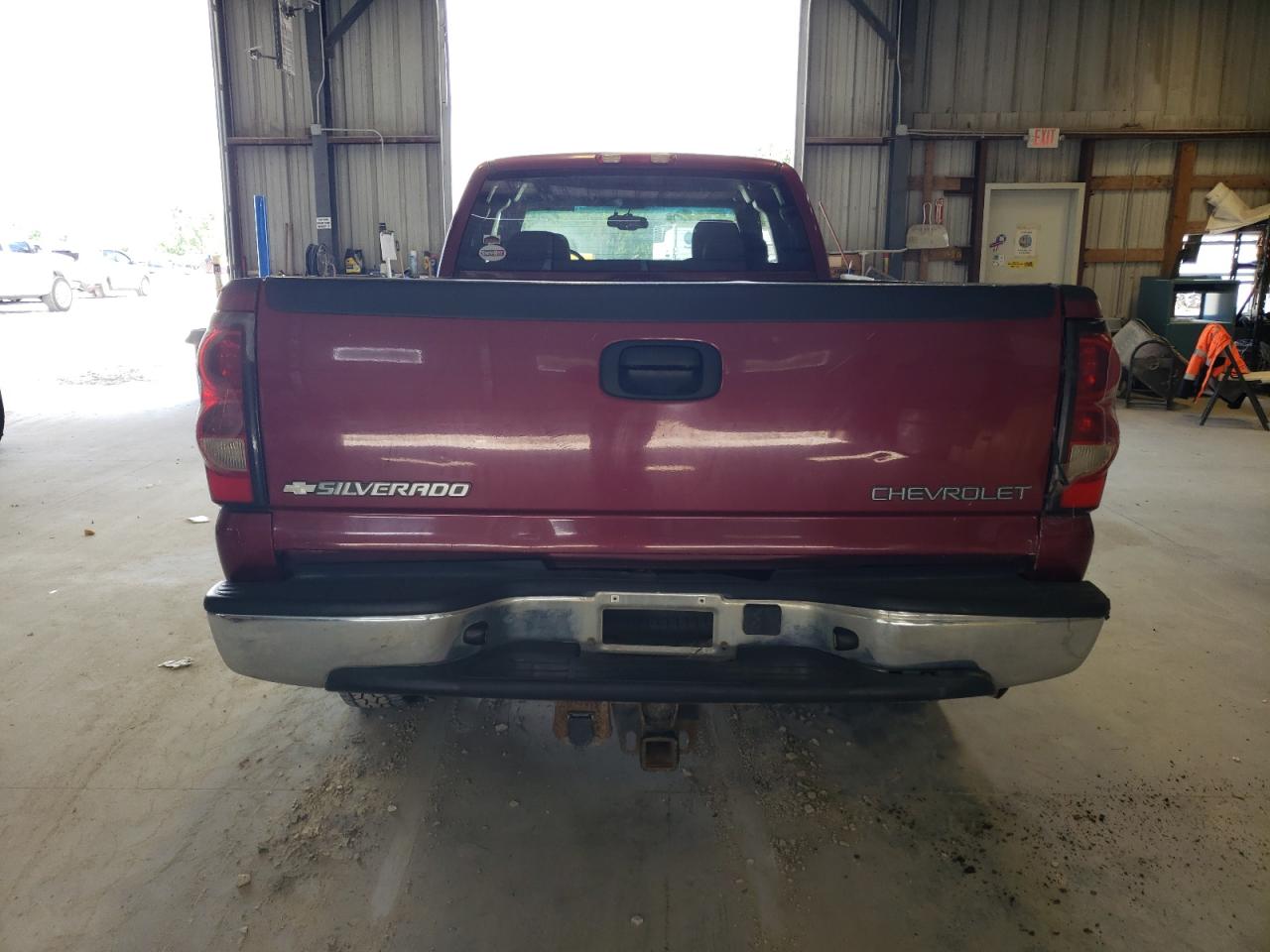 2005 Chevrolet Silverado K2500 Heavy Duty VIN: 1GCHK29285E310176 Lot: 64089184