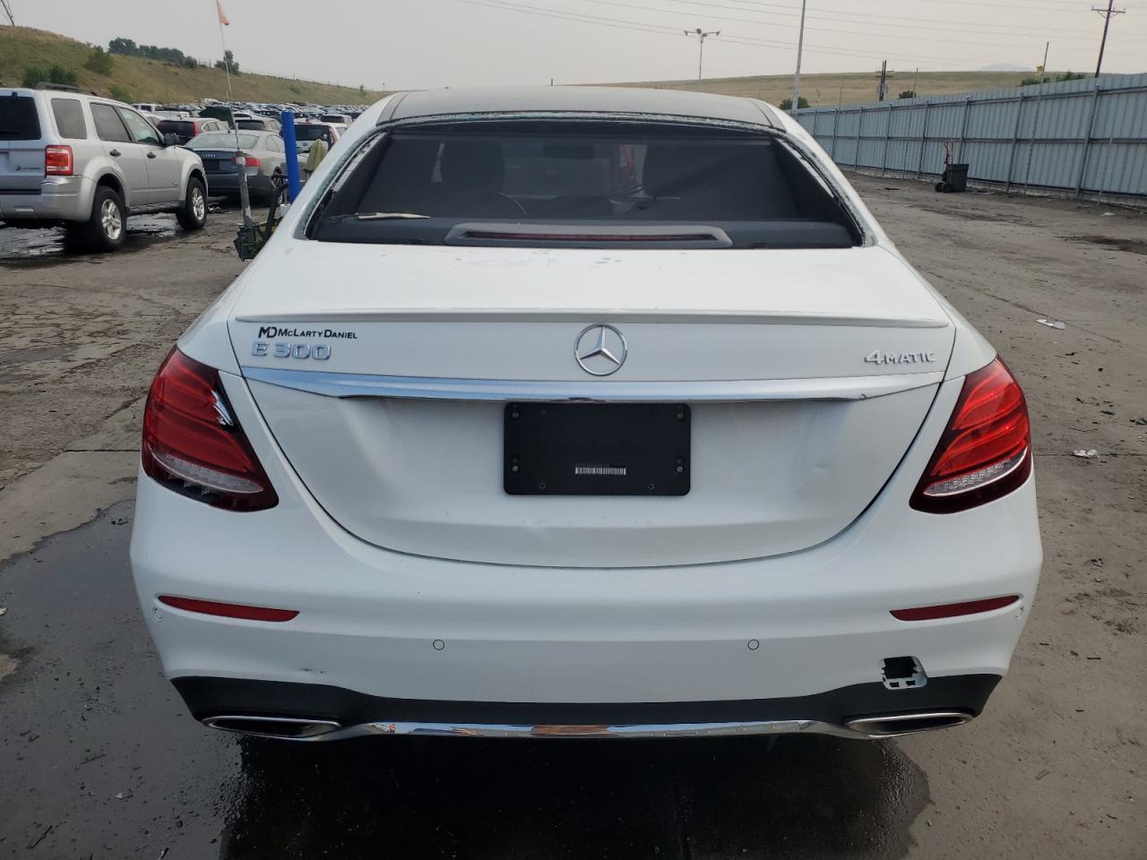 WDDZF4KB7KA596108 2019 Mercedes-Benz E 300 4Matic