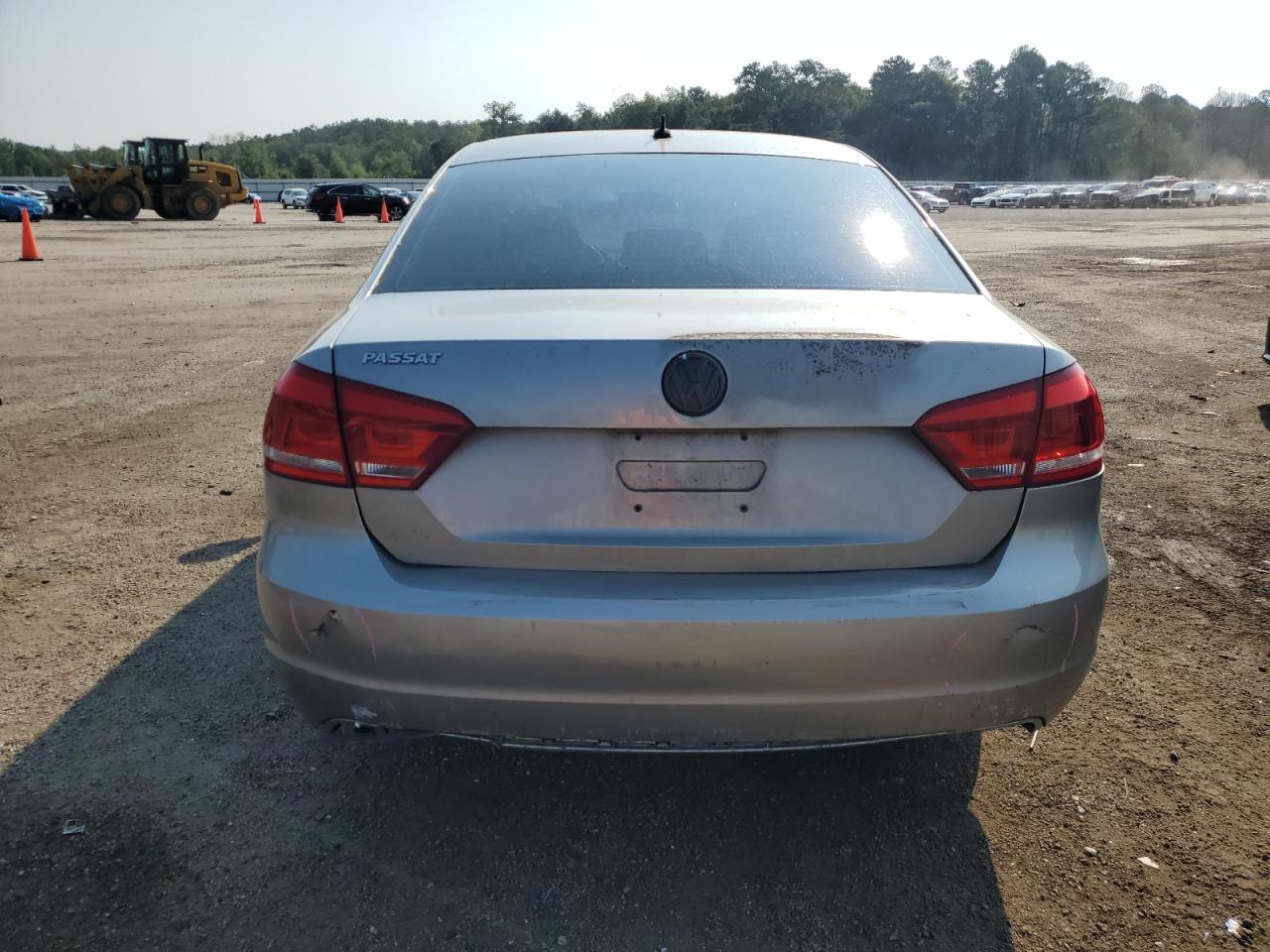 2012 Volkswagen Passat S VIN: 1VWAH7A32CC081307 Lot: 63196314