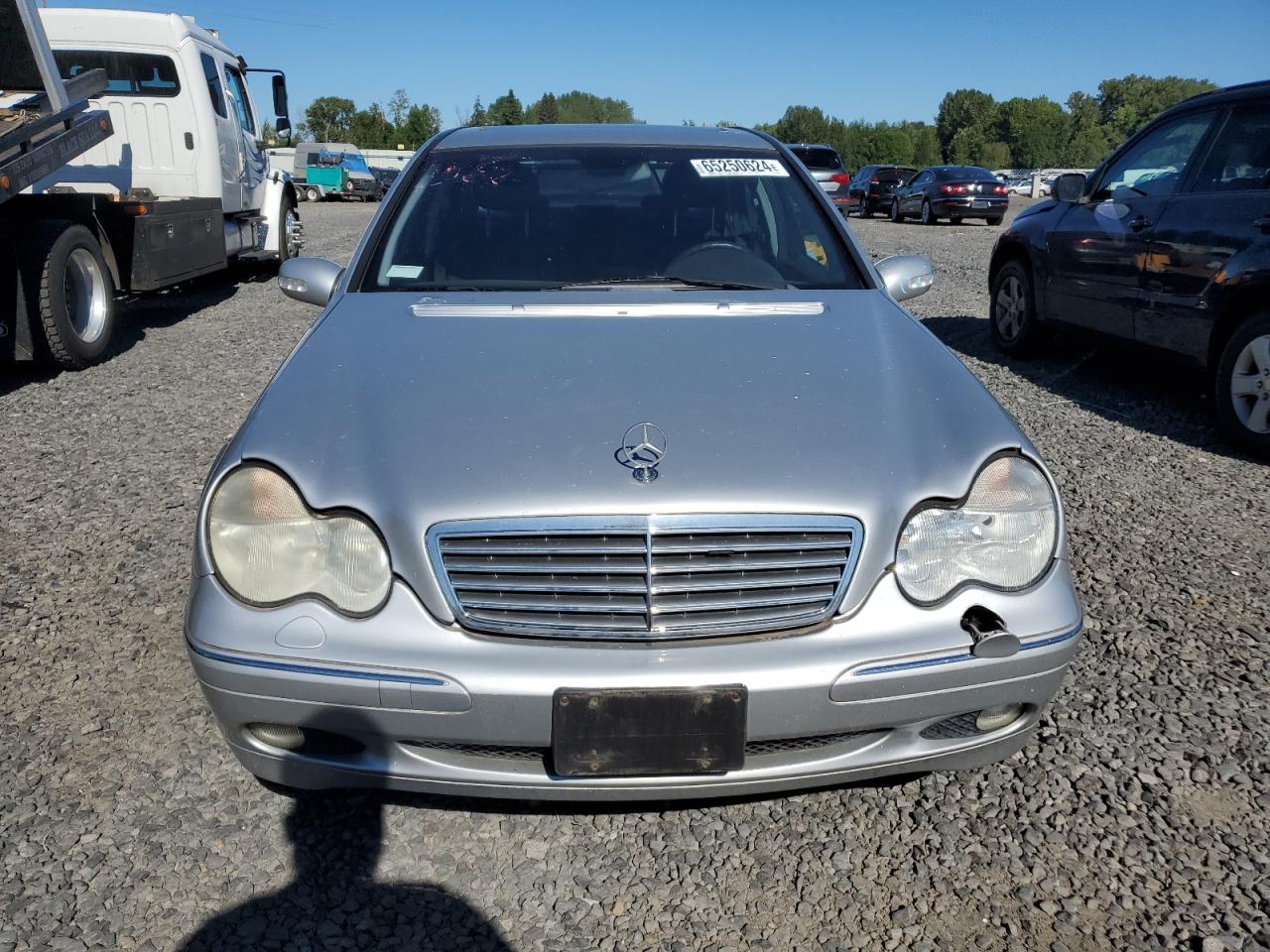 WDBRF64J51F079934 2001 Mercedes-Benz C 320