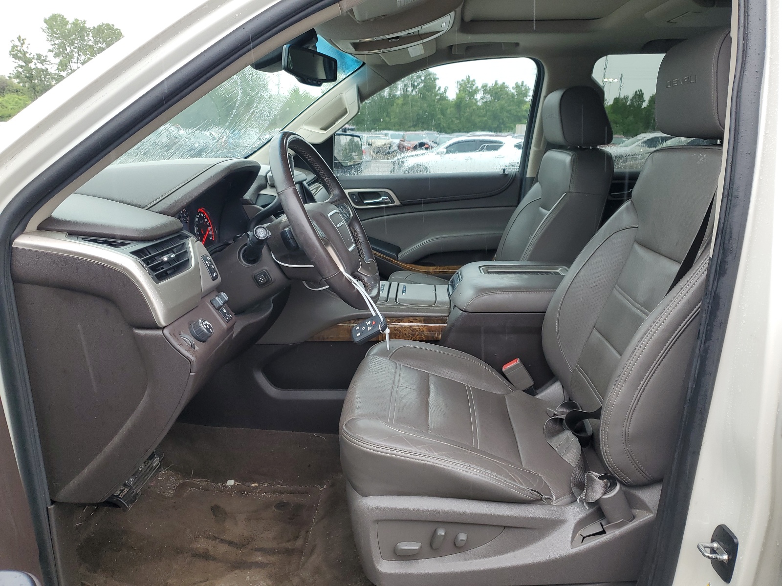 1GKS1CKJ0FR510855 2015 GMC Yukon Denali