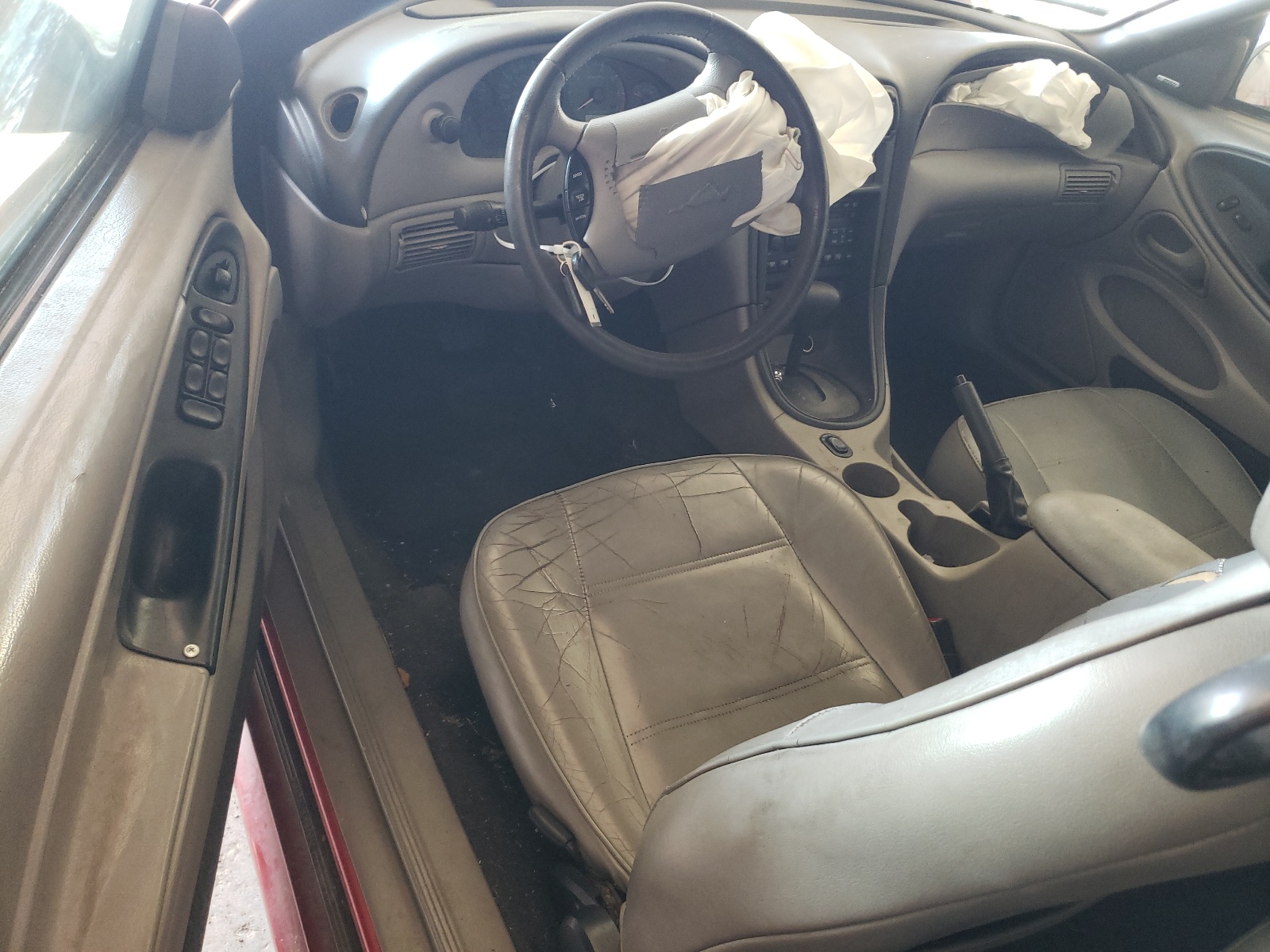 1FAFP44411F159544 2001 Ford Mustang