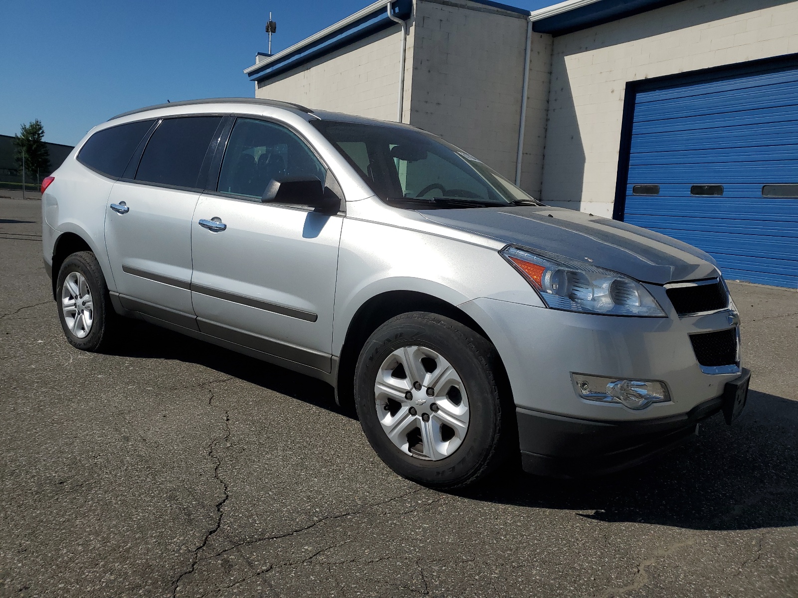 2012 Chevrolet Traverse Ls vin: 1GNKRFED6CJ196500