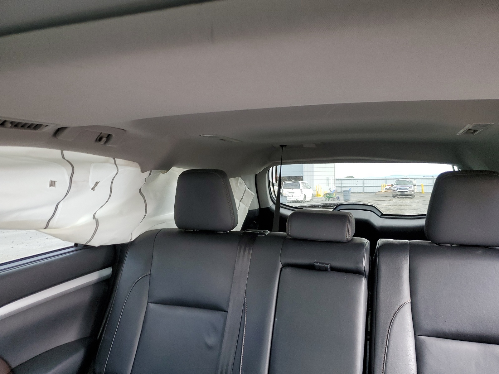 5TDJKRFH4FS158105 2015 Toyota Highlander Xle